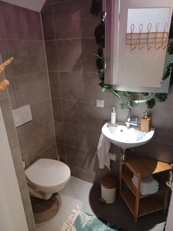 헤이그 75M2 Indoor Glamping Scheveningen 아파트 외부 사진