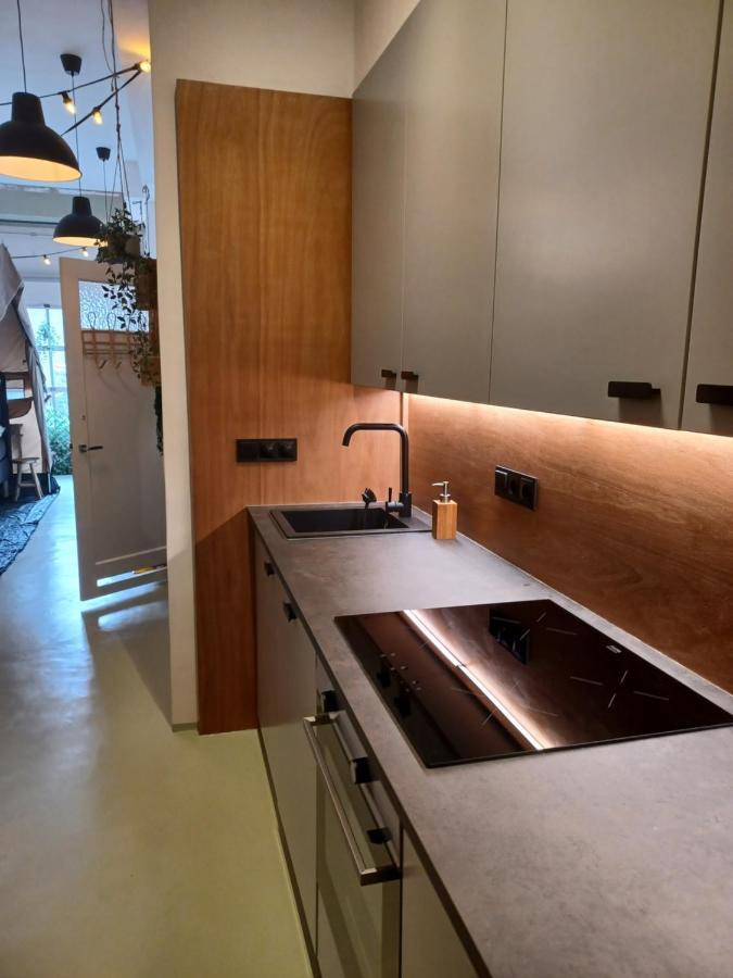 헤이그 75M2 Indoor Glamping Scheveningen 아파트 외부 사진